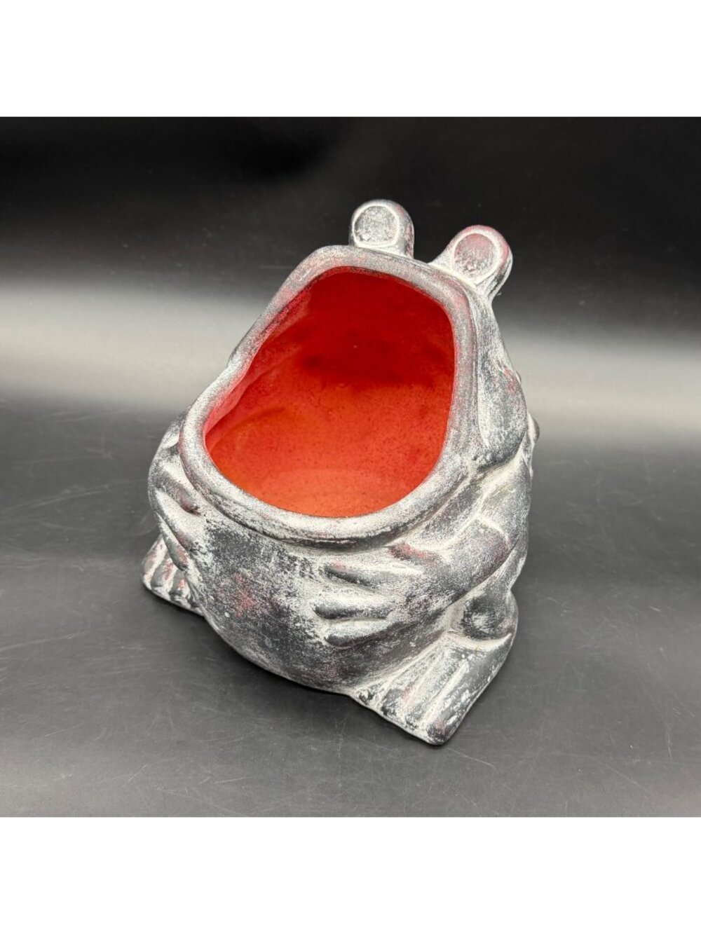 Fat Frog Planter Whimsical Ceramic Black White Red Drain Hole Garden Terracotta